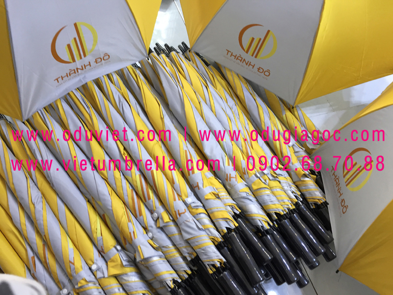 xưởng sản xuất ô dù cầm tay in logo quảng cáo